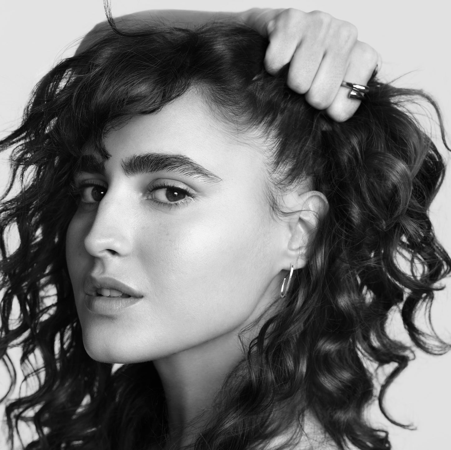 וישי דרקוס שמפו נגד קשקשים לקרקפת יבשה